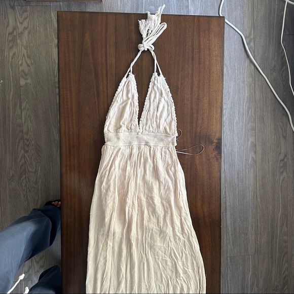 Boutique Brand Halter Top Maxi Dress - Picture 5 of 7
